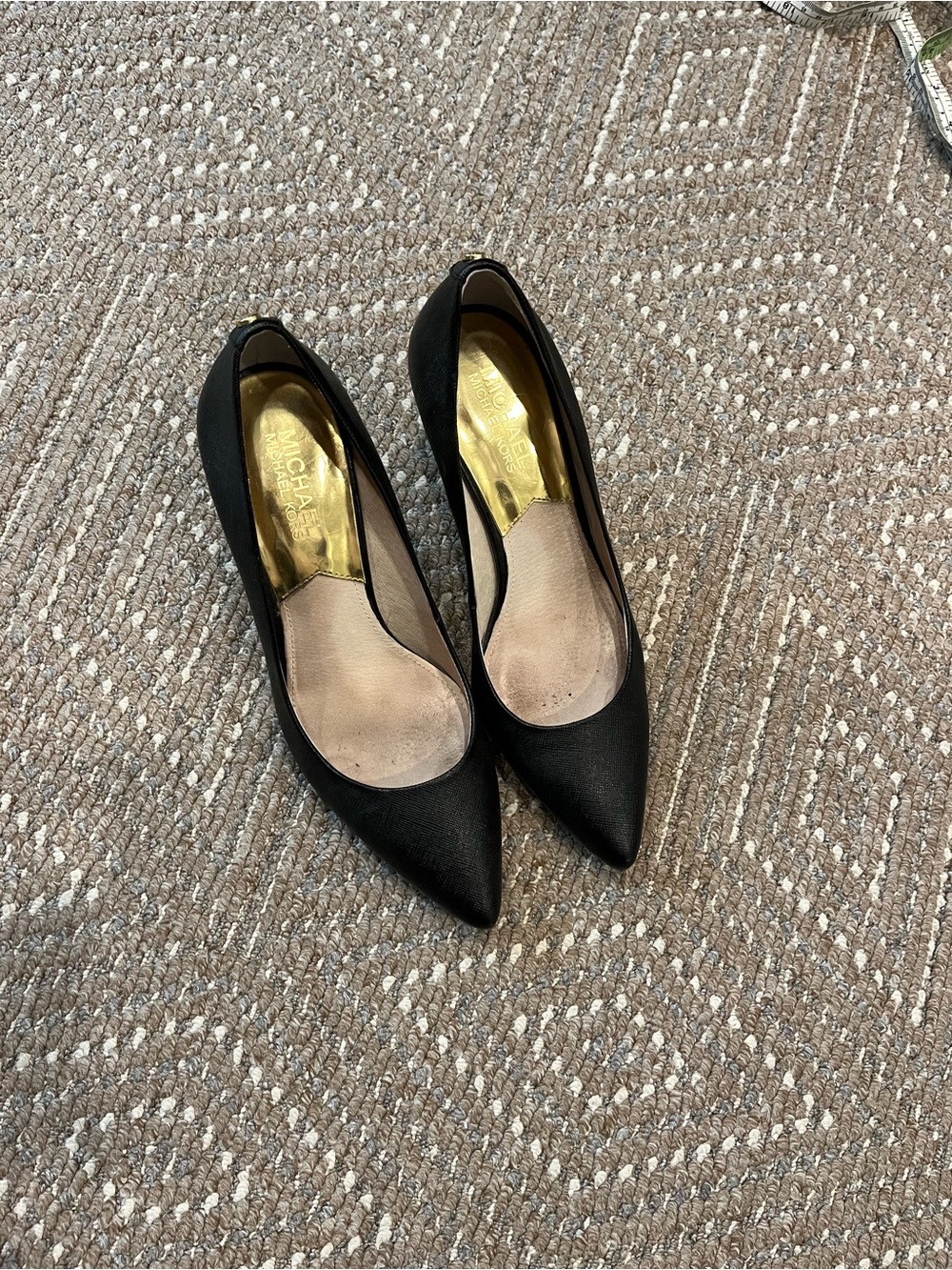 Michael Kors Black Pointed Leather Pumps with 3 inch heel